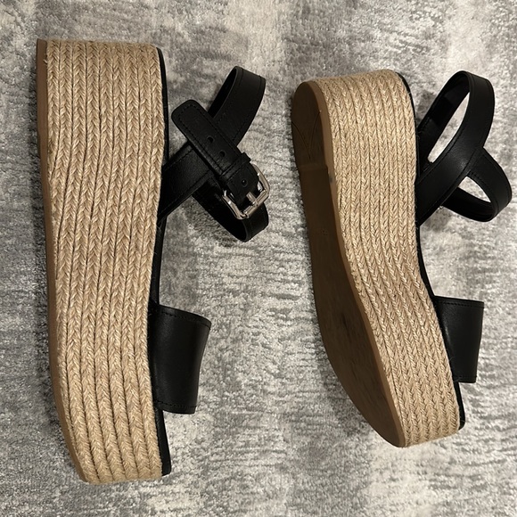 COPY - Prada platform sandals black - Picture 4 of 10